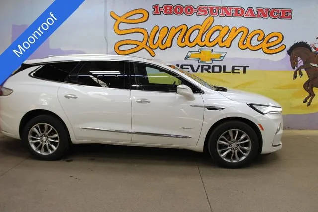 2022 Buick Enclave Avenir AWD photo