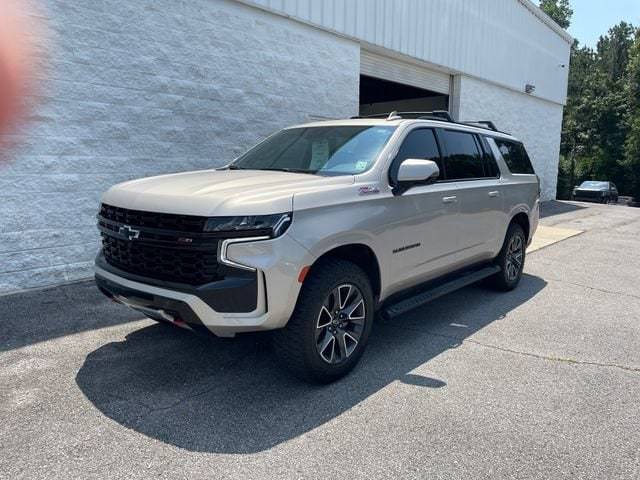 2023 Chevrolet Suburban Z71 4WD photo