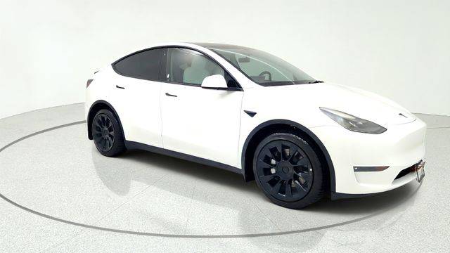 2022 Tesla Model Y Long Range AWD photo