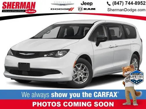 2023 Chrysler Voyager LX FWD photo