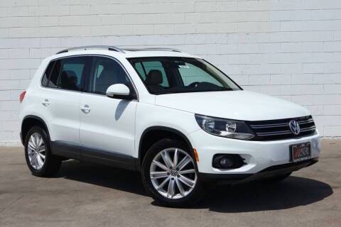 2015 Volkswagen Tiguan SE FWD photo