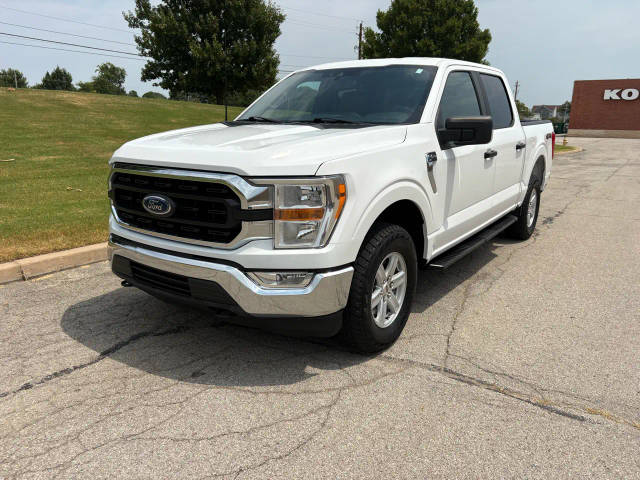 2021 Ford F-150 XLT 4WD photo