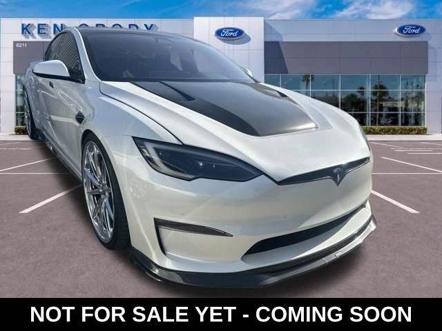 2022 Tesla Model S Plaid AWD photo