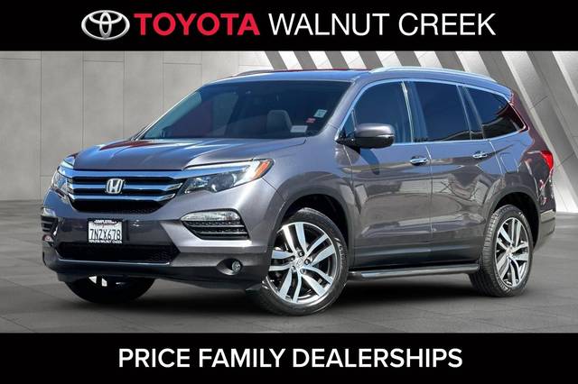2016 Honda Pilot Touring AWD photo