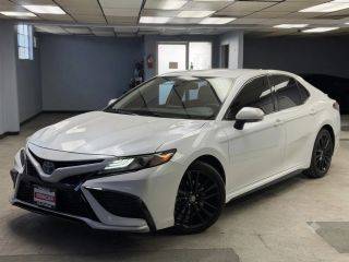 2022 Toyota Camry Hybrid XSE FWD photo