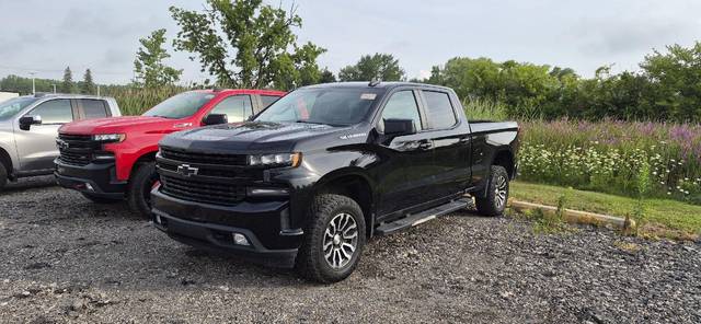 2022 Chevrolet Silverado 1500 RST 4WD photo