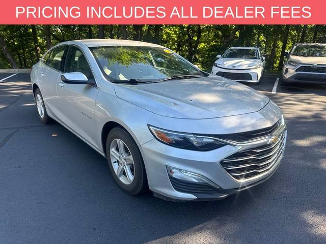 2022 Chevrolet Malibu LS FWD photo