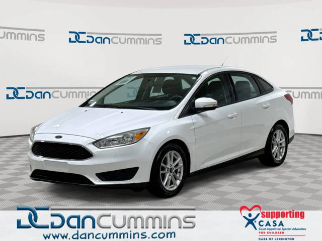 2016 Ford Focus SE FWD photo