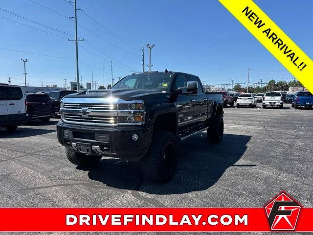 2017 Chevrolet Silverado 3500HD High Country 4WD photo