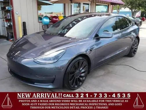 2023 Tesla Model 3 Performance AWD photo