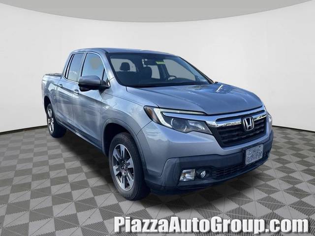 2017 Honda Ridgeline RTL-T AWD photo