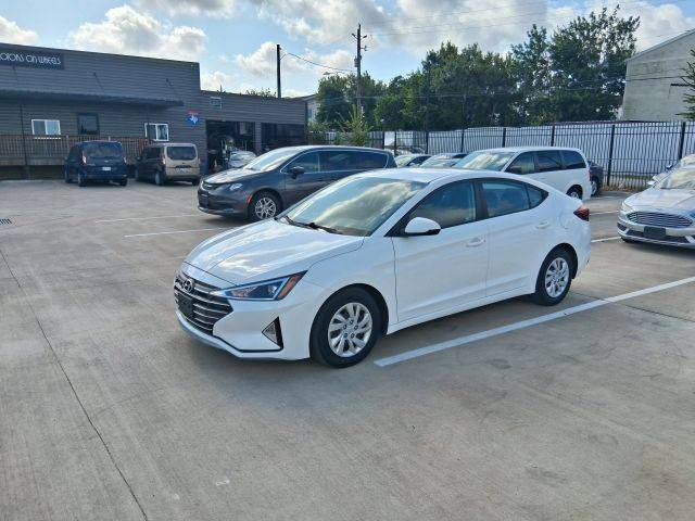 2020 Hyundai Elantra SE FWD photo