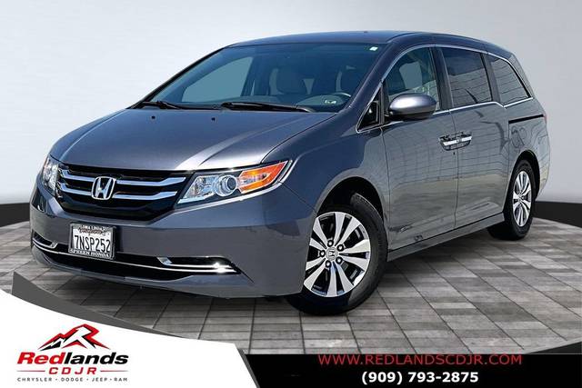 2016 Honda Odyssey SE FWD photo