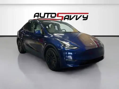 2023 Tesla Model Y Long Range AWD photo