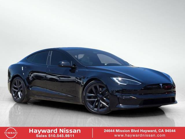 2023 Tesla Model S Standard Range AWD photo