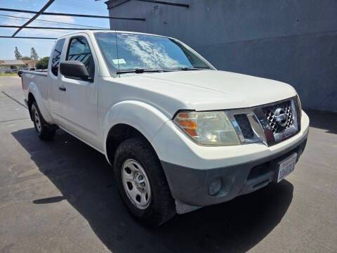 2015 Nissan Frontier S RWD photo