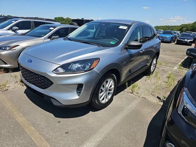 2022 Ford Escape SE FWD photo