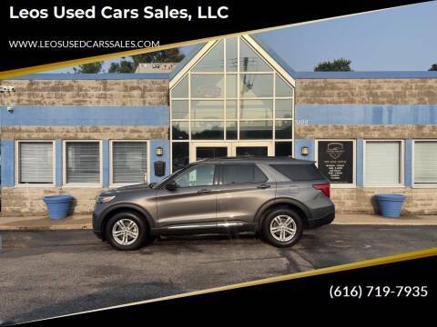 2023 Ford Explorer XLT 4WD photo