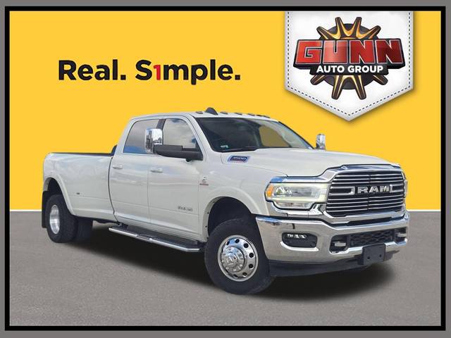 2022 Ram 3500 Laramie 4WD photo