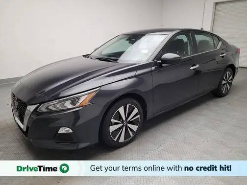 2022 Nissan Altima 2.5 SV FWD photo