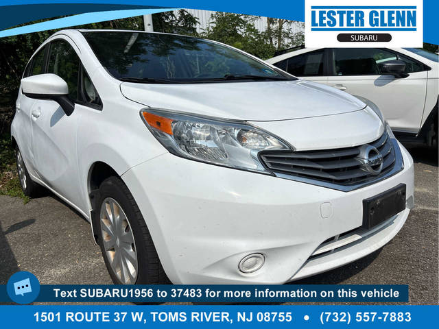 2016 Nissan Versa Note SV FWD photo