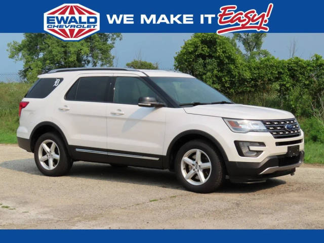 2016 Ford Explorer XLT 4WD photo