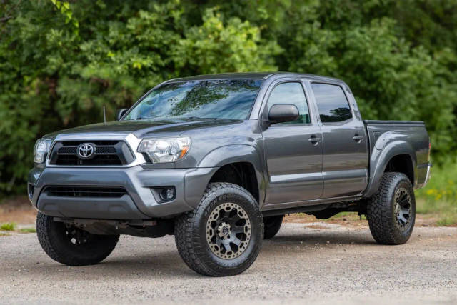 2015 Toyota Tacoma 4WD photo