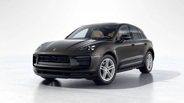 2023 Porsche Macan AWD photo