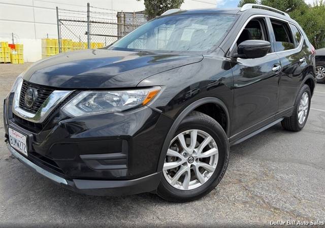 2020 Nissan Rogue SV FWD photo