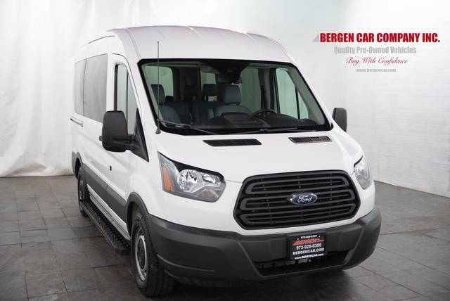 2018 Ford Transit Passenger Wagon XL RWD photo