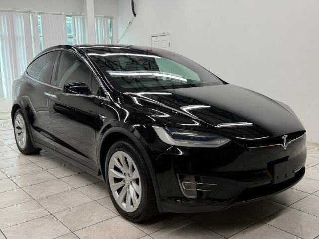 2020 Tesla Model X Long Range AWD photo