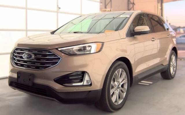 2021 Ford Edge Titanium FWD photo