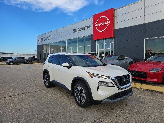 2021 Nissan Rogue SV FWD photo