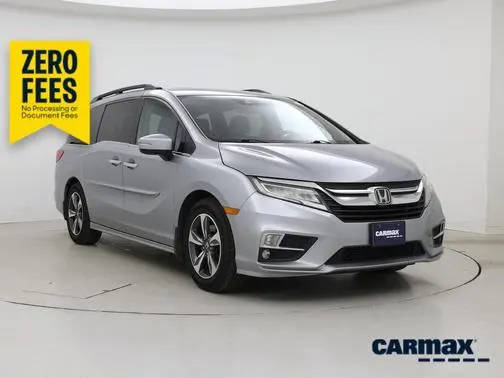 2018 Honda Odyssey Touring FWD photo