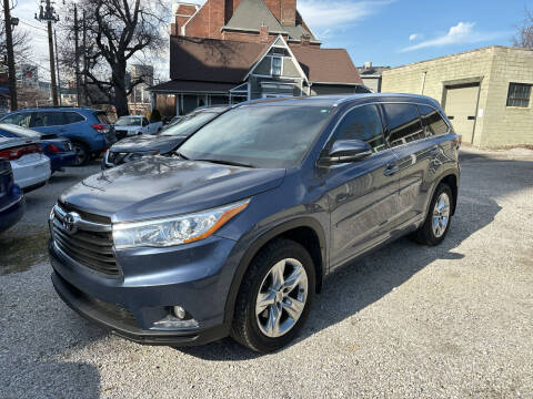 2015 Toyota Highlander  AWD photo