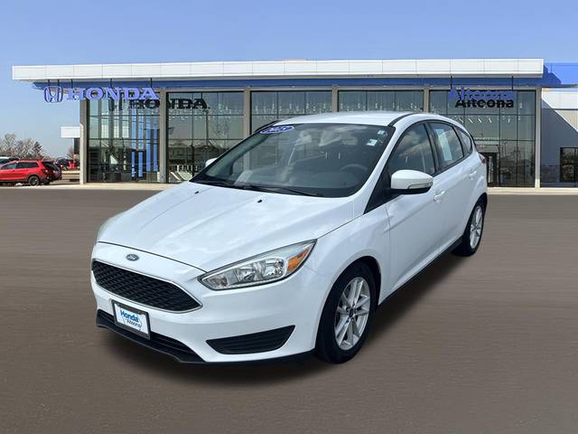 2015 Ford Focus SE FWD photo