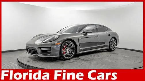 2015 Porsche Panamera GTS AWD photo