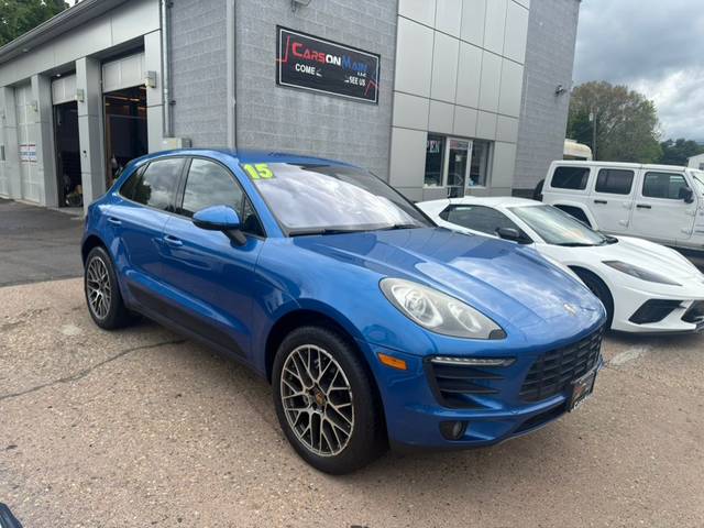 2015 Porsche Macan S AWD photo