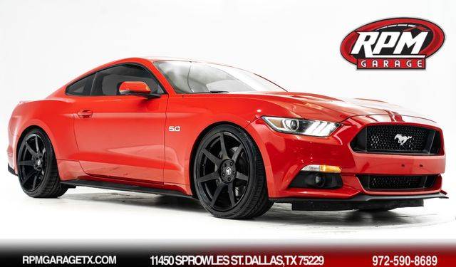 2015 Ford Mustang GT Premium RWD photo