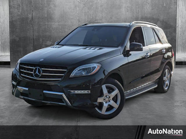 2015 Mercedes-Benz M-Class ML 400 AWD photo