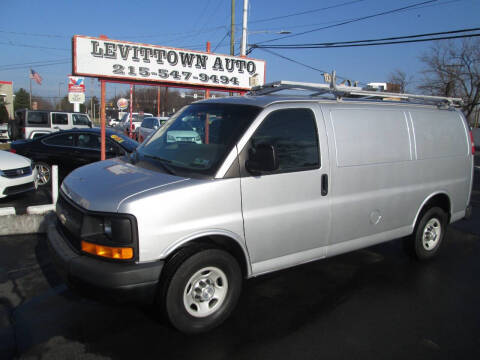 2015 Chevrolet Express Cargo RWD photo