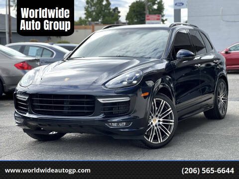 2016 Porsche Cayenne GTS AWD photo