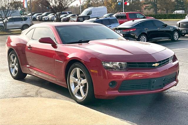 2015 Chevrolet Camaro LT RWD photo