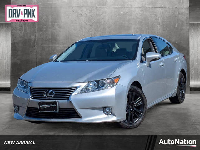 2015 Lexus ES  FWD photo