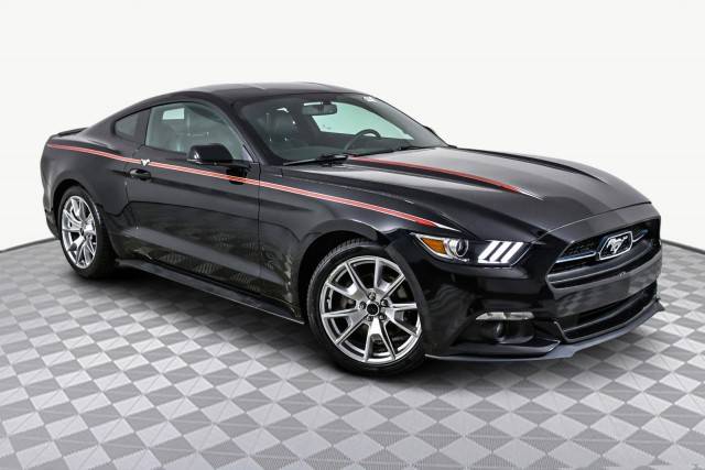 2015 Ford Mustang EcoBoost Premium RWD photo