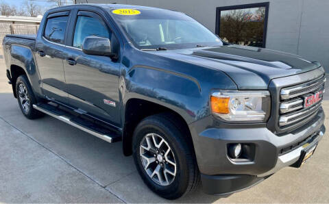 2015 GMC Canyon 4WD SLE 4WD photo