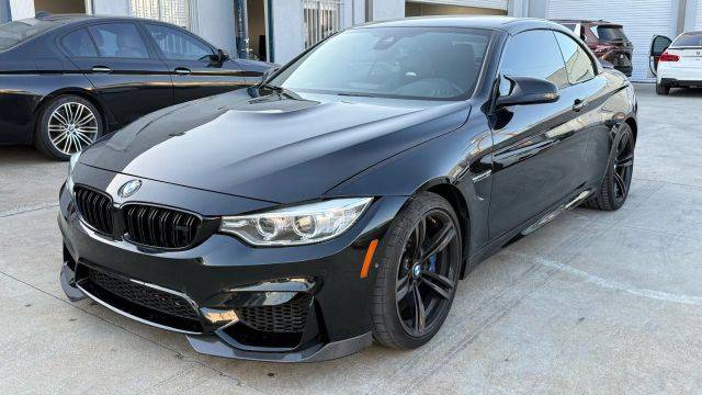 2015 BMW M4  RWD photo