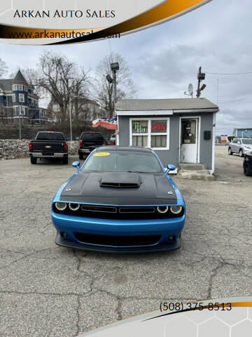 2015 Dodge Challenger SXT Plus RWD photo