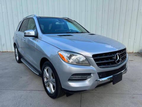 2015 Mercedes-Benz M-Class ML 350 AWD photo