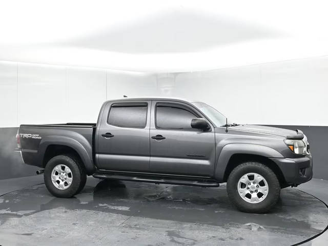 2015 Toyota Tacoma  4WD photo